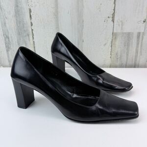 COACH Heels Pumps Sz. 9.5B Black Lacquer Leather Square Toe ITALY